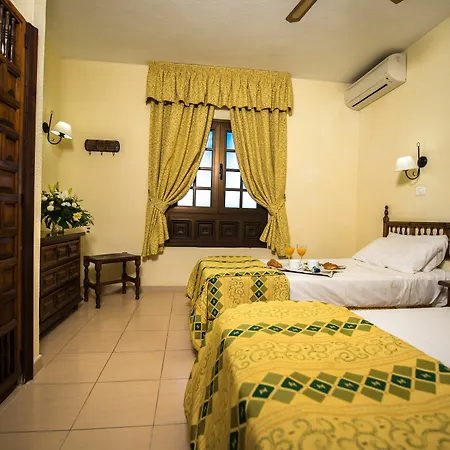 Ξενοδοχείο με διαμερίσματα Ona Rosas Puerto de Santiago (Tenerife)