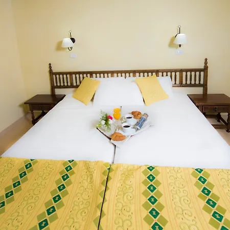 Ona Rosas Ξενοδοχείο με διαμερίσματα Puerto de Santiago (Tenerife)