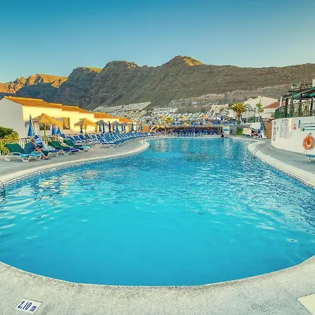 Ξενοδοχείο με διαμερίσματα Ona Rosas 4*