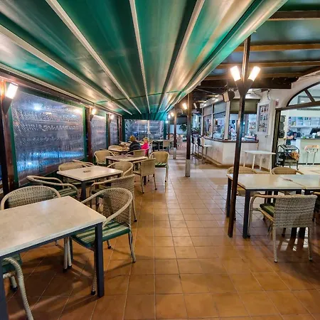 Ona Rosas Puerto de Santiago (Tenerife)