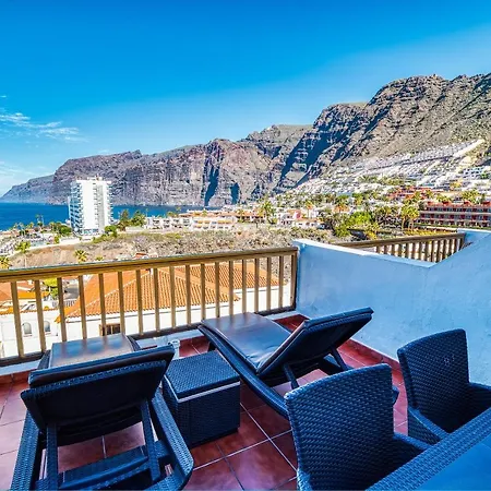 Ona Rosas Puerto de Santiago (Tenerife)