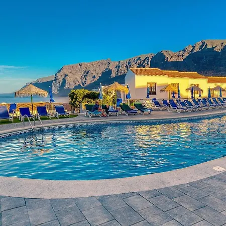 Ona Rosas Apartahotel