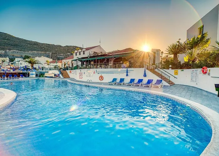 奥纳拉斯罗萨斯公寓式酒店 4*