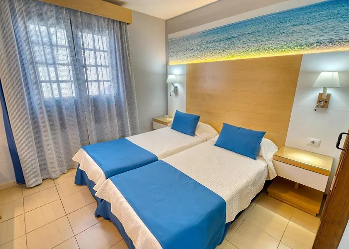 奥纳拉斯罗萨斯公寓式酒店 4*