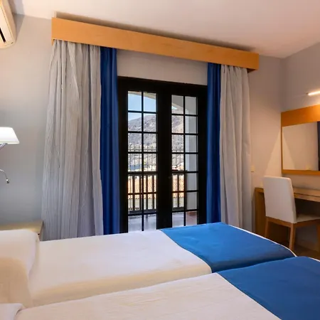 Ona Rosas Apartmanhotel