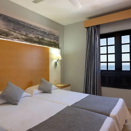 Ona Las Rosas Aparthotel