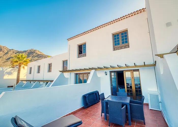 Ona Rosas Apart Otel 4*